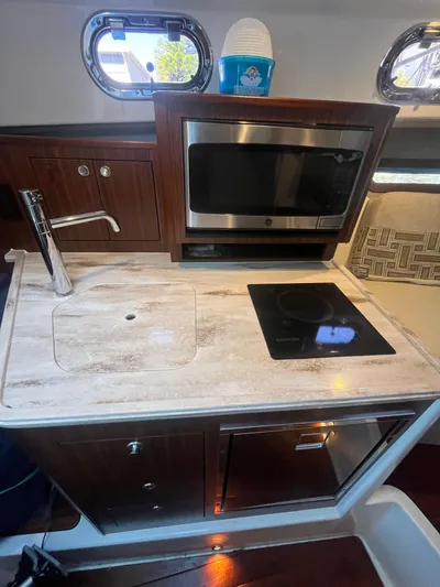  Yacht Photos Pics 2022 Pursuit 325 Os - Image 26