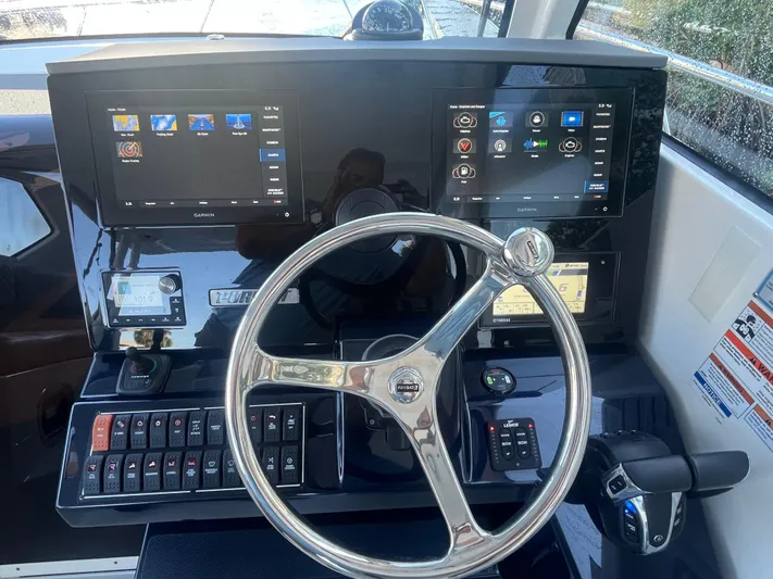  Yacht Photos Pics 2022 Pursuit 325 Os - Image 16