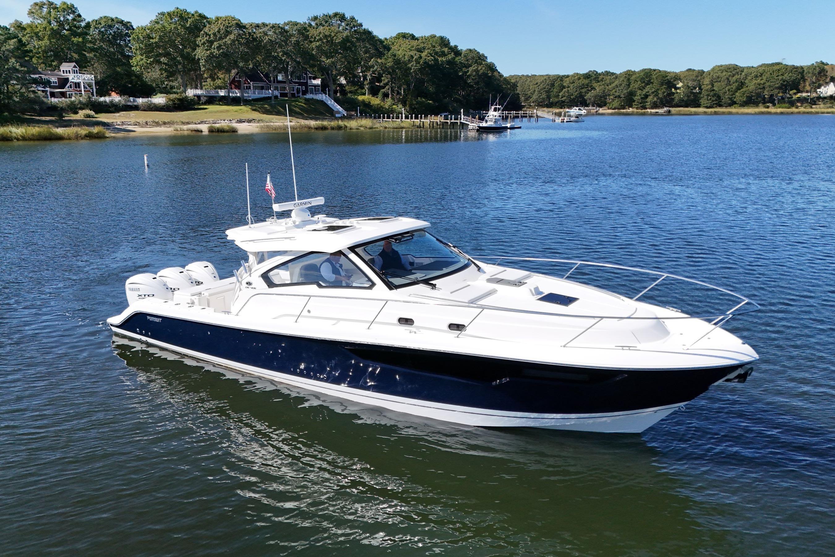 Pursuit OS 405 Offshore