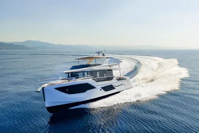 2026 Absolute Navetta 62