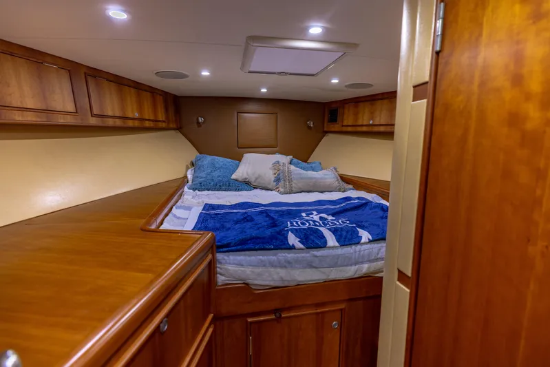 Honcho Yacht Photos Pics Luxurious cabin interior of 2000 Custom Carolina Alex Willis Convertible yacht.