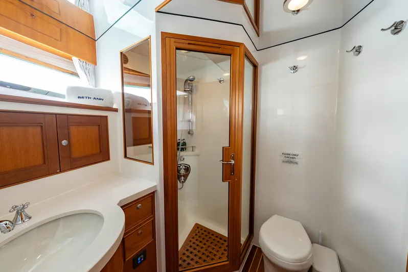 Beth Ann Yacht Photos Pics VIP Head