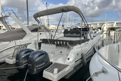 2019 Jeanneau Cap Camarat 9.0 CC