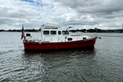 US Coast Guard Arctic Survey Vessel