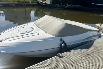 2000 Maxum 1900 SC