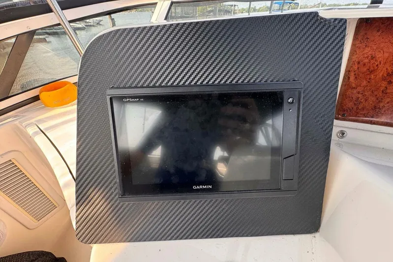  Yacht Photos Pics Garmin GPSMAP X5 on 2004 Silverton 35 Motor Yacht dashboard.