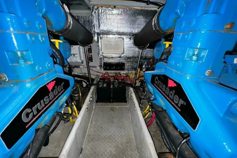  Yacht Photos Pics Engine room of 2004 Silverton 35 Motor Yacht with Crusader engines.