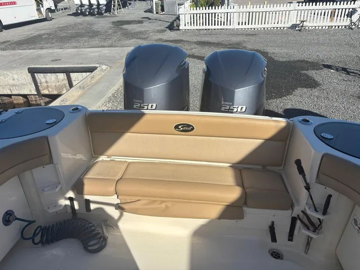  Yacht Photos Pics Scout 282 XSF 2013 with Yamaha 250 engines, beige seating area.