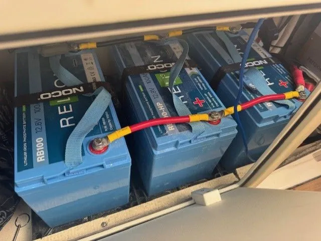  Yacht Photos Pics Batteries in a 2016 Boston Whaler 320 Vantage boat.