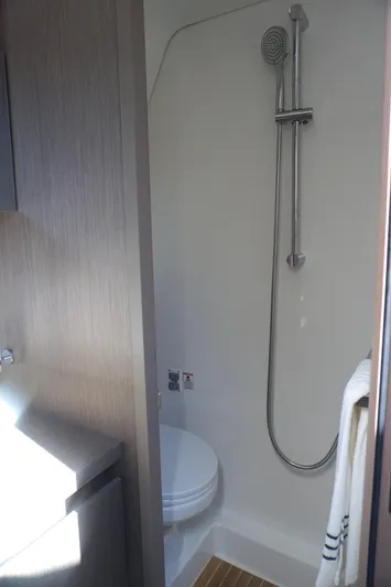 War Downs Eagle Yacht Photos Pics 2022 beneteau grand turismo 41 war downs eagle Head