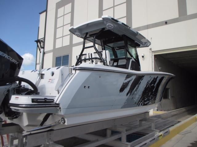 2022 Blackfin 272 Center Console