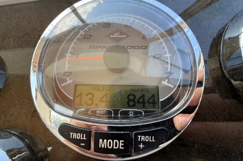  Yacht Photos Pics 2004 Cruisers Yachts 3672 gauge showing 13.4 volts and 844 hours.