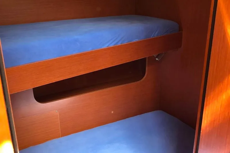 Christina Yacht Photos Pics Christina - Twin Bunk View (1)