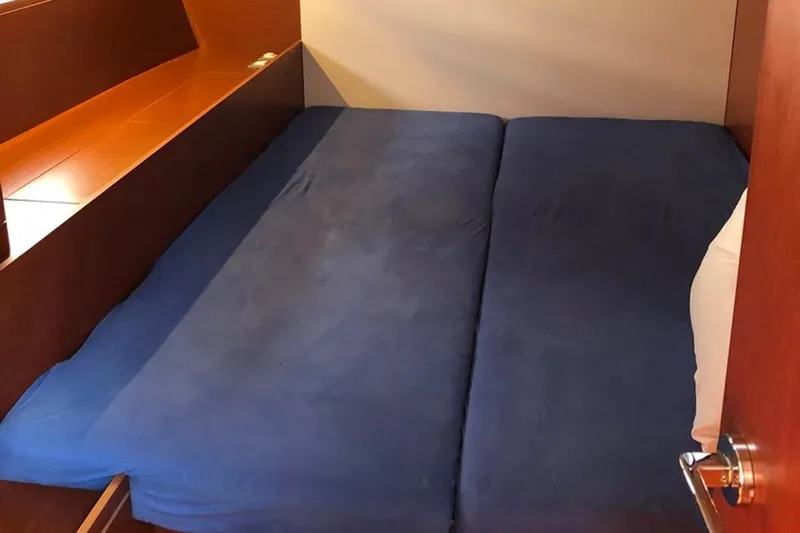 Christina Yacht Photos Pics Christina - Cabin View (3)