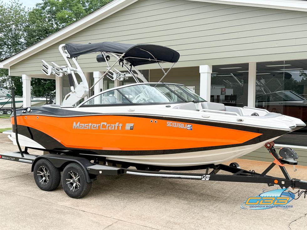 MasterCraft XT20