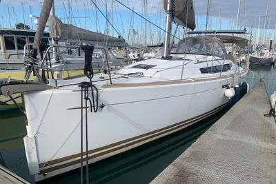 2012 Jeanneau Sun Odyssey 379