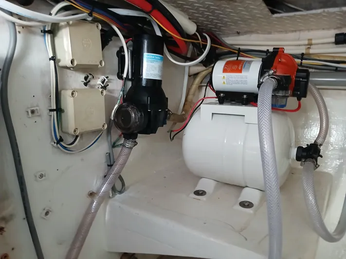 Freedom II Yacht Photos Pics 