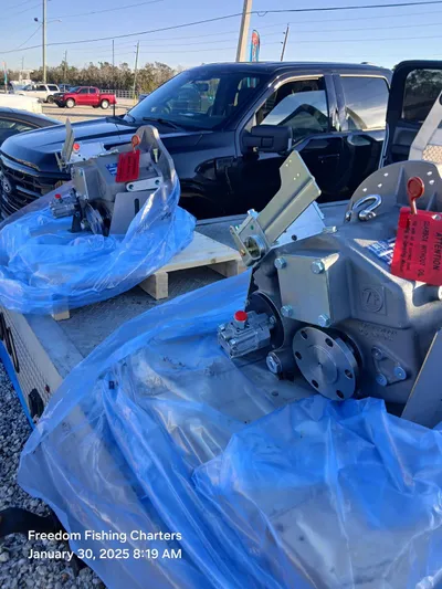 Freedom II Yacht Photos Pics 