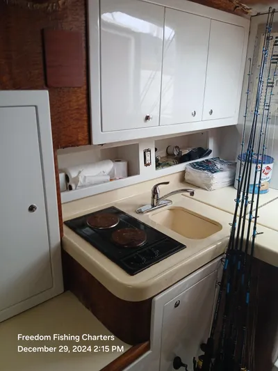 Freedom II Yacht Photos Pics 