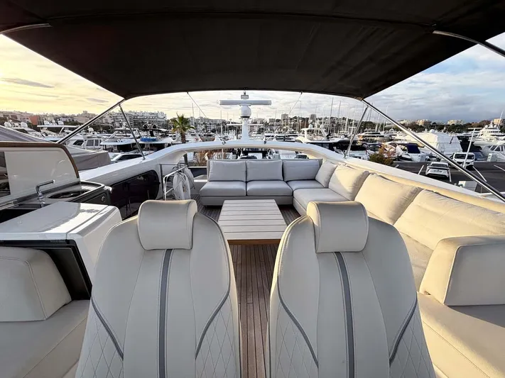 Alexandra II Yacht Photos Pics Princess S78 2021 sportsfly flybridge open