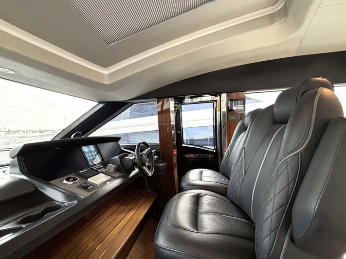 Alexandra II Yacht Photos Pics Princess S78 2021 sportsfly flybridge open