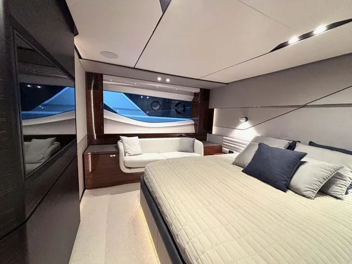 Alexandra II Yacht Photos Pics Princess S78 2021 sportsfly flybridge open