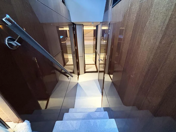 Alexandra II Yacht Photos Pics Princess S78 2021 sportsfly flybridge open