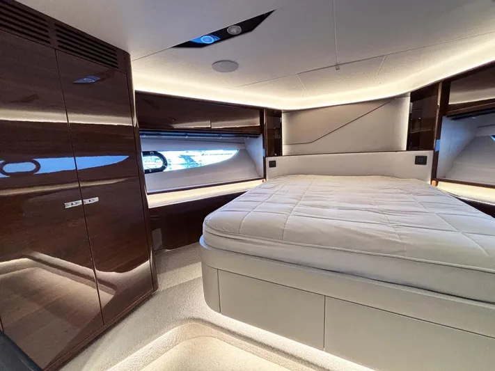 Alexandra II Yacht Photos Pics Princess S78 2021 sportsfly flybridge open