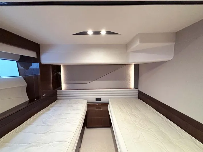 Alexandra II Yacht Photos Pics Princess S78 2021 sportsfly flybridge open