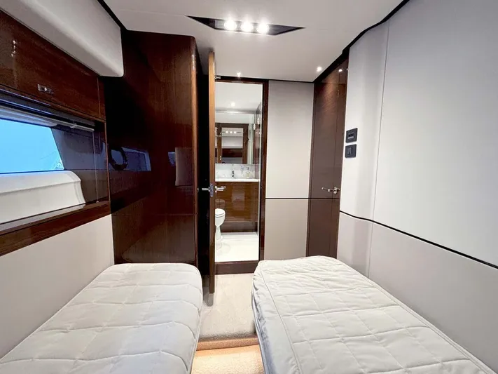 Alexandra II Yacht Photos Pics Princess S78 2021 sportsfly flybridge open