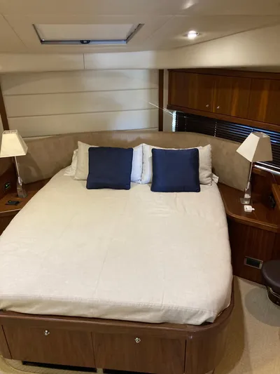 La Chaparrita Yacht Photos Pics Luxurious bedroom in 2011 Sunseeker Manhattan 70 yacht with double bed and modern decor.