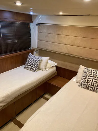La Chaparrita Yacht Photos Pics Luxurious twin bedroom on a 2011 Sunseeker Manhattan 70 yacht.
