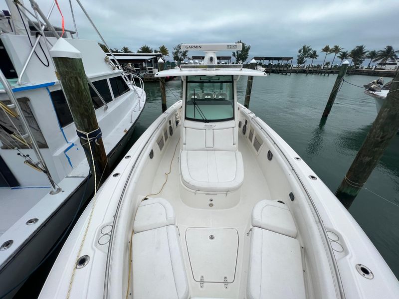 2015 Boston Whaler 350 Outrage