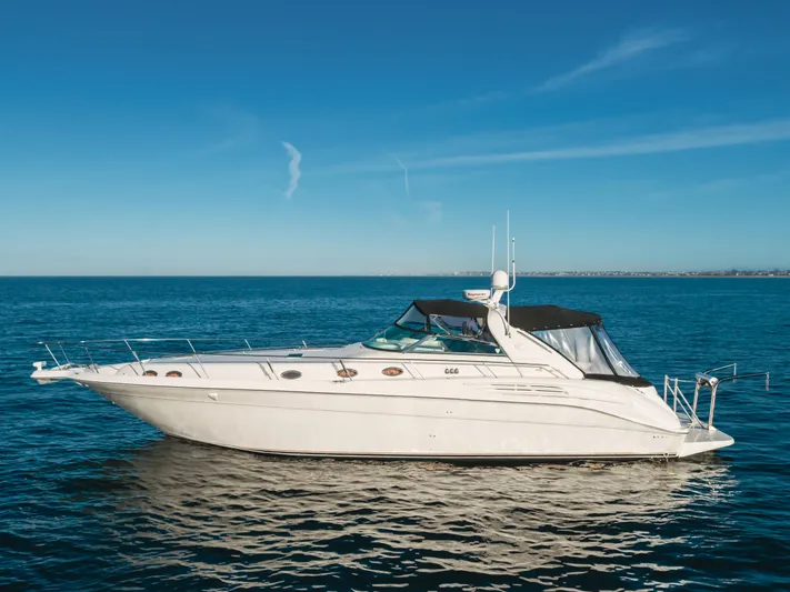 Quarantine Yacht Photos Pics 