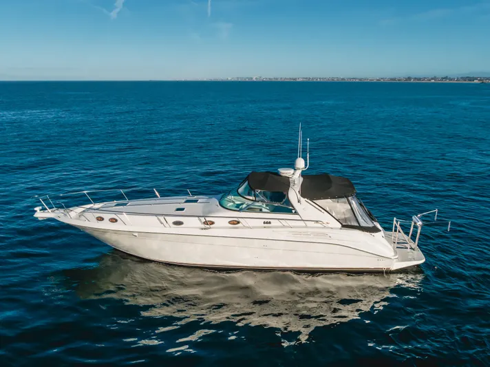 Quarantine Yacht Photos Pics 