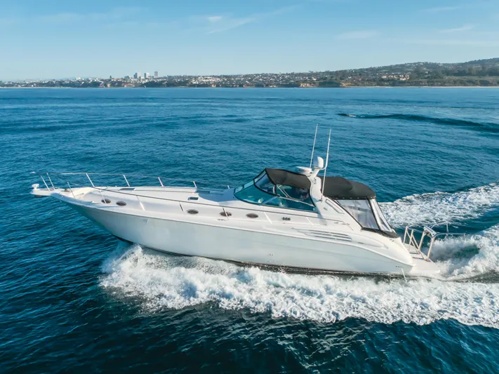 Quarantine Yacht Photos Pics 