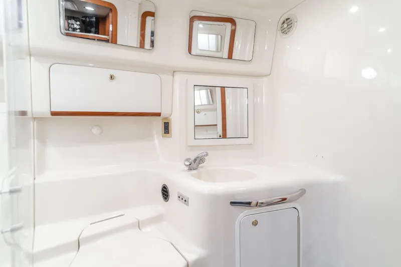 Quarantine Yacht Photos Pics 