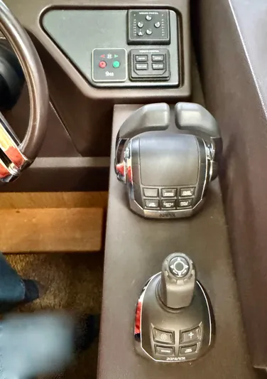 Magic Carpet Yacht Photos Pics Control Station