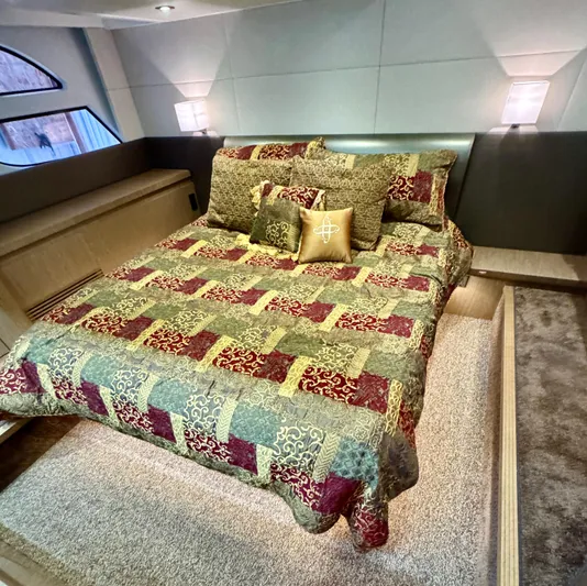 Magic Carpet Yacht Photos Pics Master SR