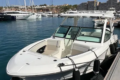 2022 Boston Whaler Vantage 280