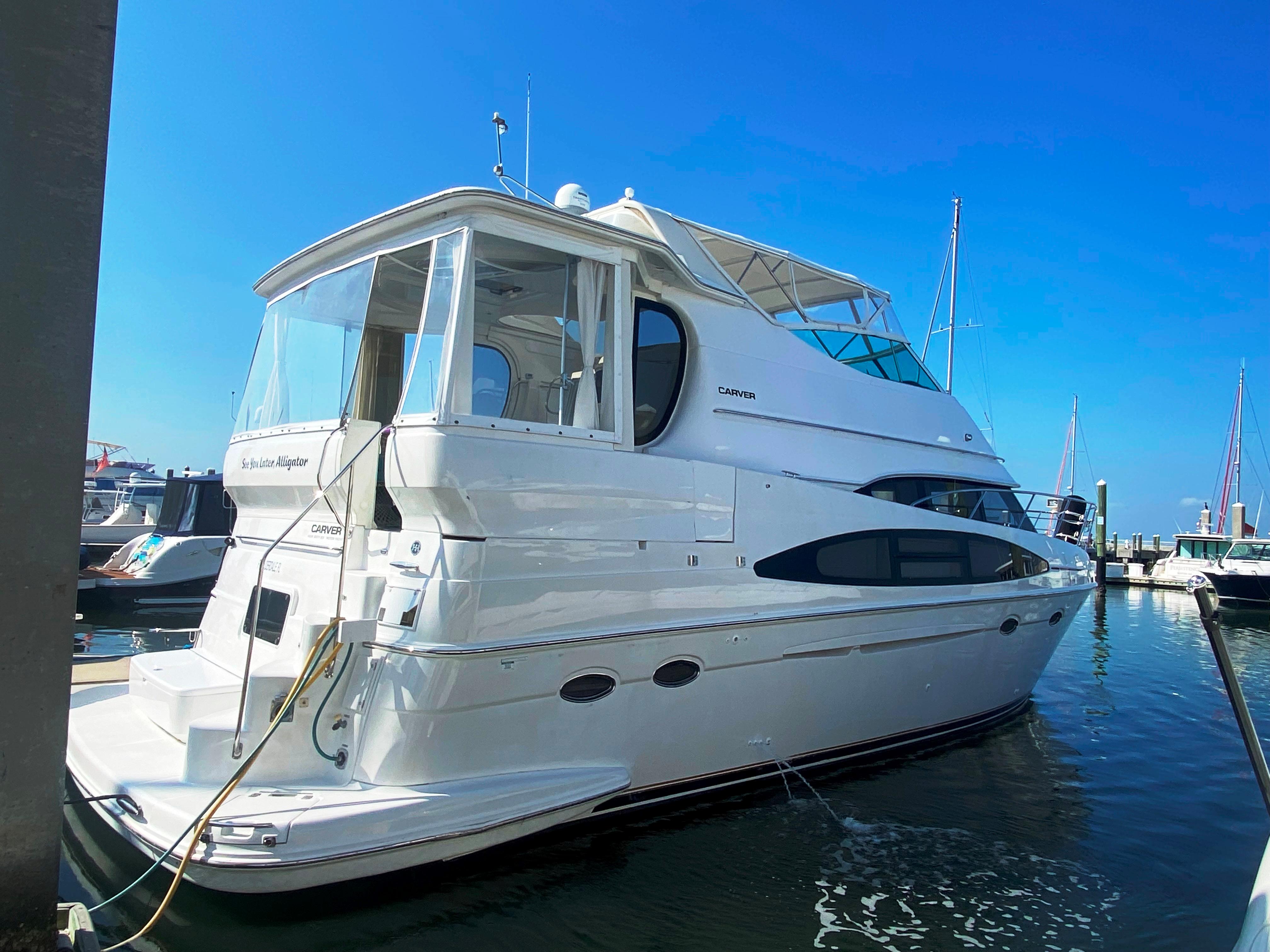 2001 Carver 466 Motor Yacht Motor Yachts for sale - YachtWorld