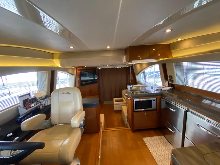 Yonder Star Yacht Photos Pics Luxurious interior of a 2016 Sea Ray 510 Fly yacht with modern amenities.