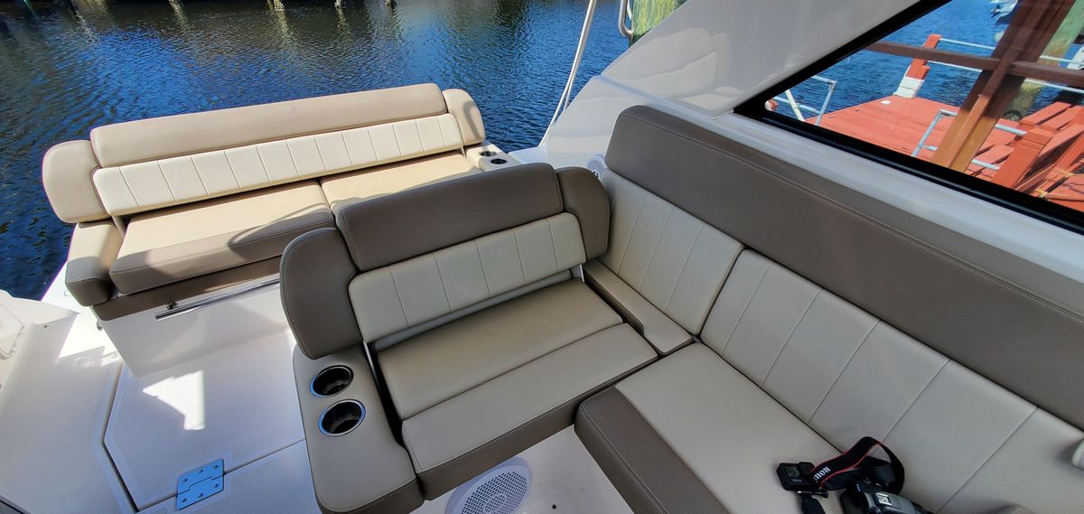 2013 Regal 35 Sport Coupe