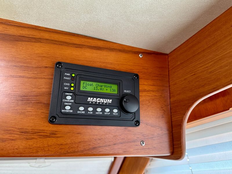 1988 Ocean Alexander 54 COCKPIT MOTOR YACHT