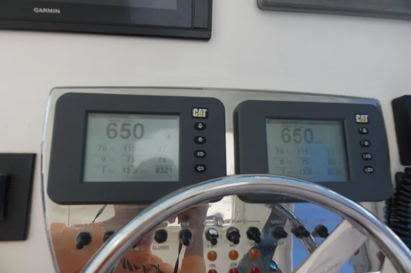 Showtime Yacht Photos Pics 