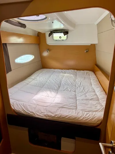 Benevah Yacht Photos Pics 