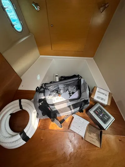 Benevah Yacht Photos Pics 