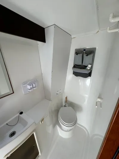 Benevah Yacht Photos Pics 