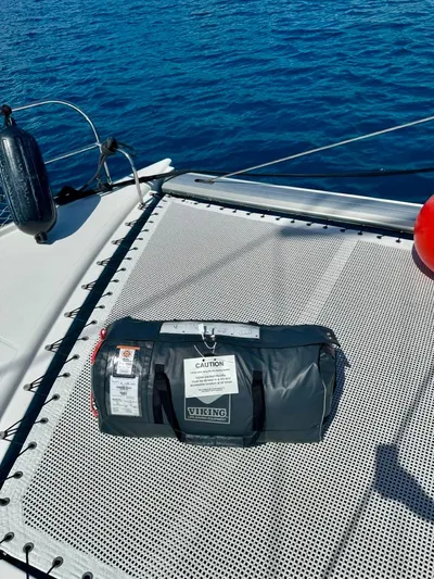 Benevah Yacht Photos Pics 