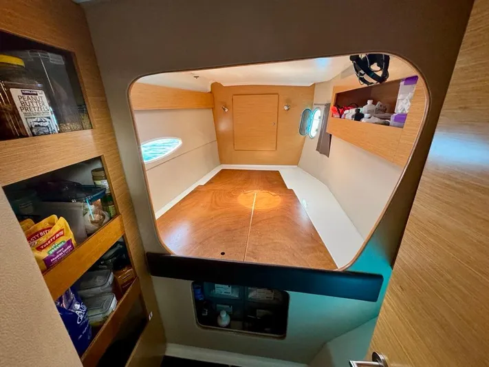 Benevah Yacht Photos Pics 